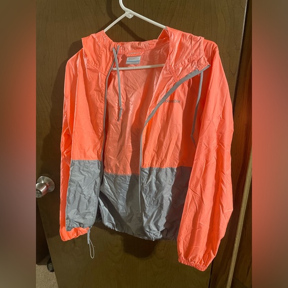 Peach/pink Columbia Jacket - Picture 1 of 2